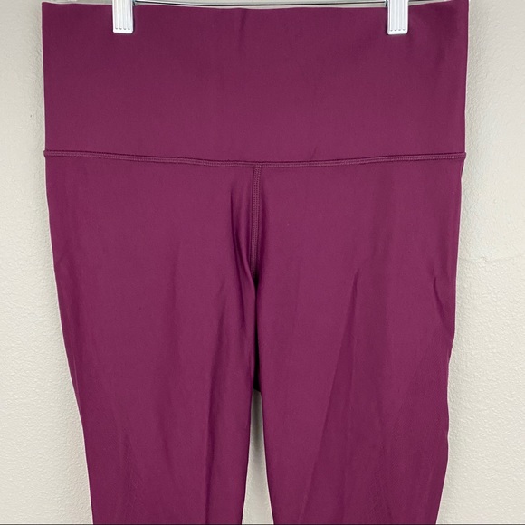 Lululemon • Mapped Out Tight - Picture 2 of 8